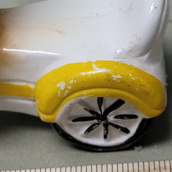 Vintage cat on a 3 wheeler shaker - Picture 8 of 10